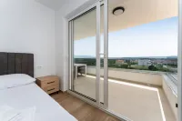 Deluxe Apartment Rita 10 Hotels in 