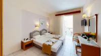 Dedalos Beach Hotel
