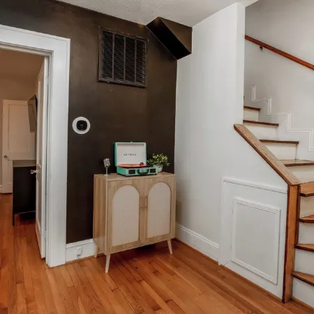 Ideal Ardmore Location;Game Room;Hot Tub;BoHo Chic