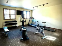 3Br Condo w/ Pool, Downtown, Easy Shuttle Access, Across from the Event Center.