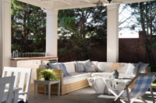 Historical home in downtown Waco built to host the dreamiest stay!