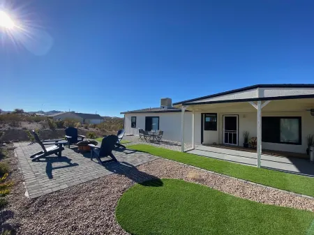 Grand Canyon West Vacation Home Отели в г. Мидвью