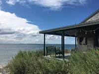 A beach cottage gem...