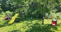 Ideal Fall Getaway. Wine Tours. Leaf Peeping. Fishing. Birding. Wonderful Home!