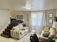 New Renovation- Centrally Located!! Hotel a Elmwood