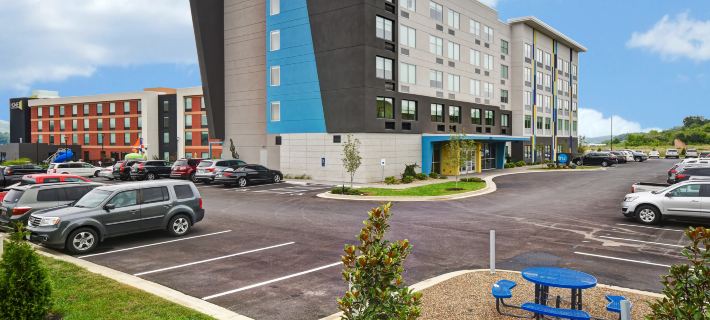 Tru by Hilton Pigeon Forge Hotels in Pigeon Forge