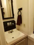 Private, cozy nook: Country Feel, City Access