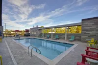 Home2 Suites by Hilton Clarksville Louisville North, IN Hotels in Clarksville