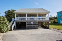 New! Refreshed modern coastal retreat in Duck!