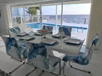 Stunning Waterfront Delux Vacation Home, Fabulous Views