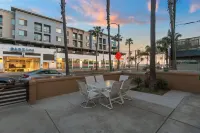 Welcome to the Extraordinary 6th on the Beach Beach-House in Huntington Beach