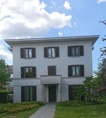 Exklusive Ferienwohnung in Architekten Villa - Nähe Theater Hotels near Lidl