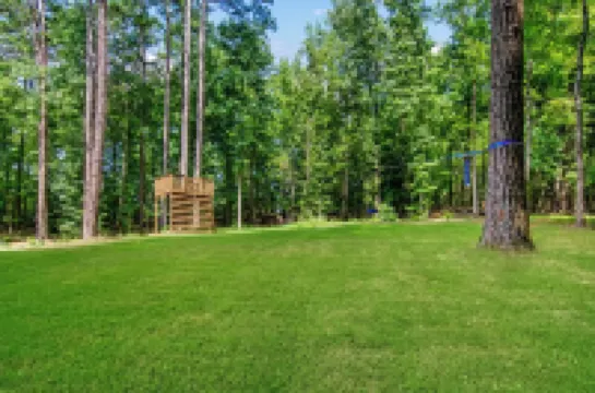 Modern and Luxurious Cabin Retreat, 5 minutes from Cumming City Center