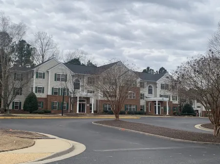 Enjoy Williamsburg from your modern 4BR/4BA at Greensprings Resort. Great value.