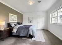 Gorgeous two bedroom home with lake views!
