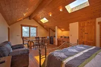 Sunrise Pond Loft