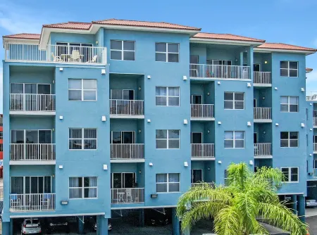 Beautiful Condo Great for Family and Friends - Beach Access - Steps from Condo.