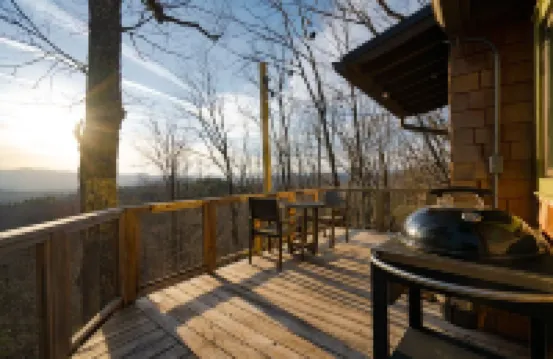 European Cottage House ! Couples getaway in Blueridge