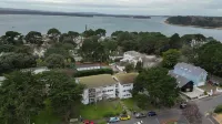 Two bedroom apartment with balcony dog friendly
