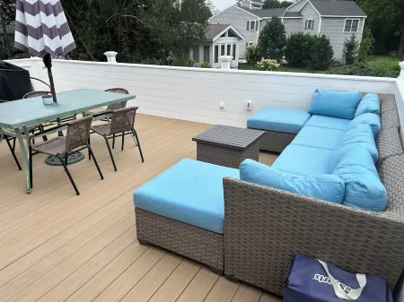 Newly Renovated Quonnie Beach House -  QEBA Beach Pass & Pond Access