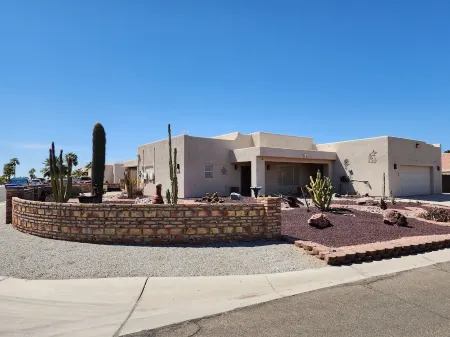 Foothill Sunrises & Desert Sunsets from this beautiful 2B/2Ba house.