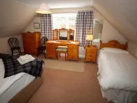 Wild Rose in Rural Location with Lovely Views on a Working Farm with Walks Hotels in Jedburgh