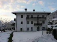 Casa Vacanze Il Bear? Hotels near Rinch