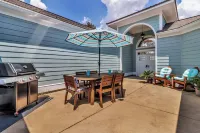 North Beach Resort- Fresh Clean Home- Walk to Ocean, Resort Pools, Lazy River!