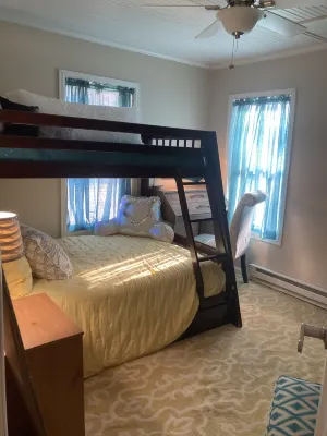 Gingerbread Retreat Rejuvenating Respite - Infrared Sauna - Yard Hotel a Jefferson County