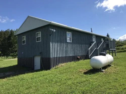 Newly Renovated Rustic Cabin w/WiFi in the Heart of the Finger Lakes