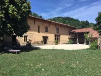 Dauphinoise adobe farmhouse in the heart of a Vercors horse stud farm