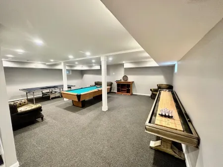 New Renovated Farmhouse , On the Hudson River. Close to Lake George & Saratoga