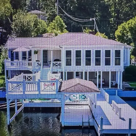 Lake House 35 from Auburn and Ft. Benning