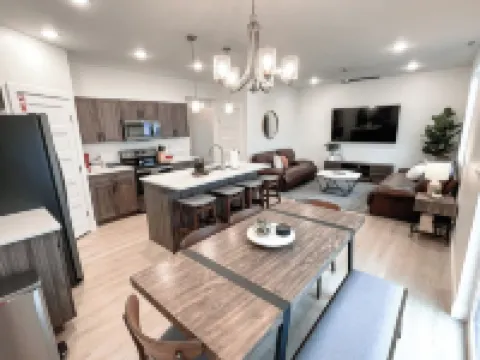 Kanab Townhome - Hot Tub - 3Br - Sleeps 10 - Zion