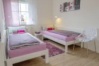 Modern furnished apartment in the green heart of Lower Franconia Hotels in Kleinbardorf