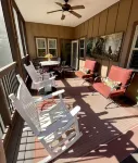 Luxury Condo-Golf, Pool, Fitness Center & Mountain Views!
