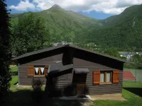 MOUNTAIN CHALET (PROMIXITE DE GOURETTE)
