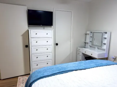 Relax at The Roxie or Walk to the Ole Miss campus!