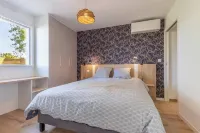 Villa Elisa Bretagne Pool SPA Hotels in Sibiril