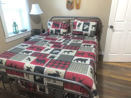 Lake Road Cabin C — Million Dollar Ozark View!