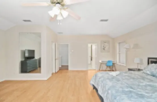 Modern & Spacious 4Br/3BA Home Near Downtown McKinney