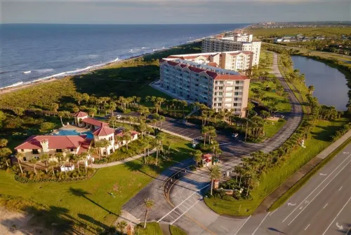 Sunrise Retreat-Oceanfront Condo/Ocean views from MBR, Living Room, & HUGE Patio
