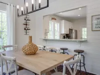 Peak City Perfection- Apex Downtown Walkable, Park Views, Big Yard, Large Groups Hotels in Apex