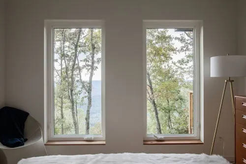Two Bedroom Modern Tiny House with Bluff Views, Huge Windows!