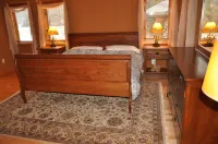 Northwoods Paradise on Keyes Lake sleeps 12 Hotels in Florence County