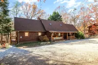 Stay at the Wolf Valentine's Day- Fiber Wifi! - Close to Callaway Gardens Hotels in Harris County