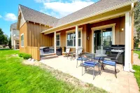 Eagle Crest Retreat, HOT TUB, Dogs OK, EV Charger Các khách sạn gần 1715