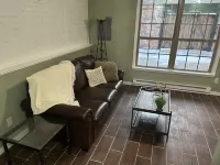 Completely renovated! Within a few blocks of downtown bars and restaurants