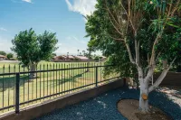 Family Friendly Golf Pool & Games Getaway 4 beds #067932