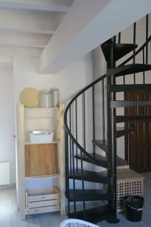 Mirandoacuenca tourist apartment is next to the Cathedral and the Hanging Houses